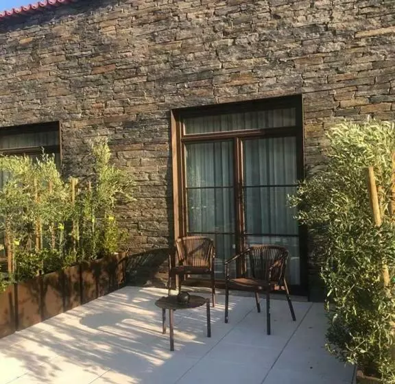 Quinta De São Luiz The Vine House