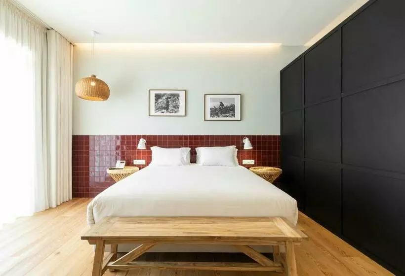 Quinta De São Luiz The Vine House