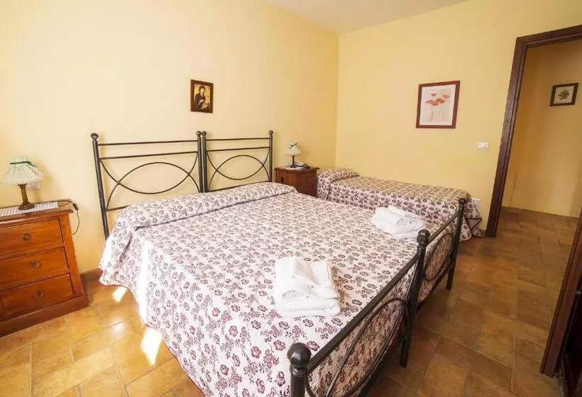 ホテル Agriturismo Casal Cerqueto