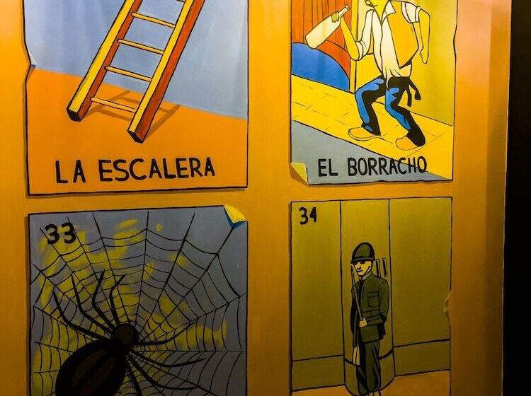 Капсульный Oтель Cadillac Cocoon Beds