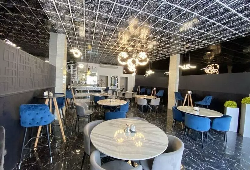 Basha Hotel & Restaurant