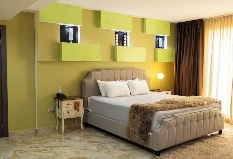 Basha Hotel & Restaurant