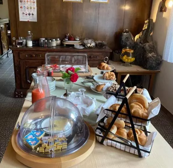 Aamiaismajoitus (B&B) Moserwirt Pension