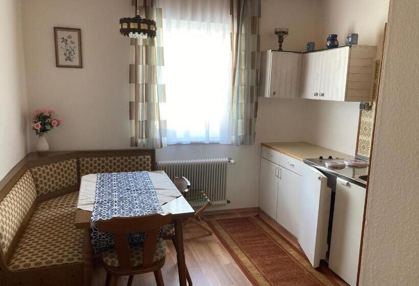 مبيت وإفطار Moserwirt Pension