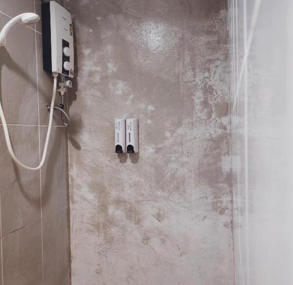 בית מלון כפרי Allbes Parklands