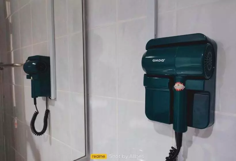 Hotelli Allbes Parklands