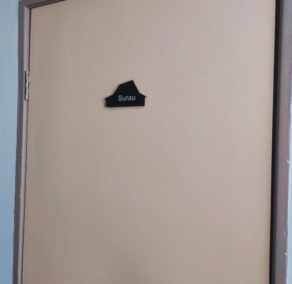 בית מלון כפרי Allbes Parklands