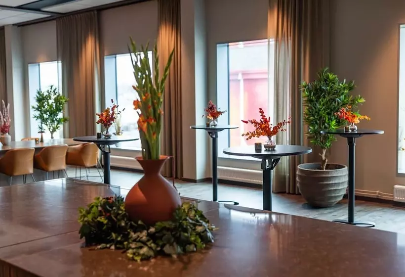 Clarion Hotel The Pier