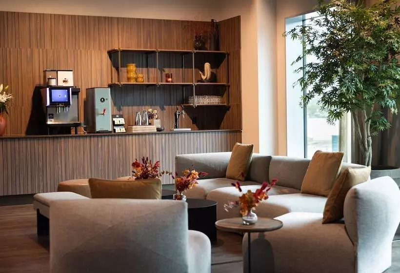 Clarion Hotel The Pier