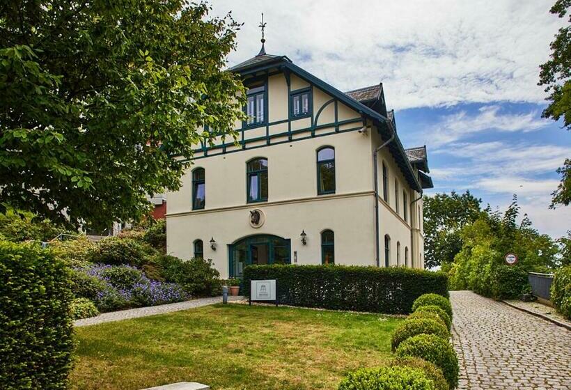Remise Hotel Am Süllberg