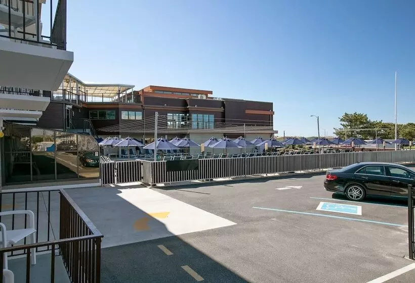 Hotelli Icona Windrift