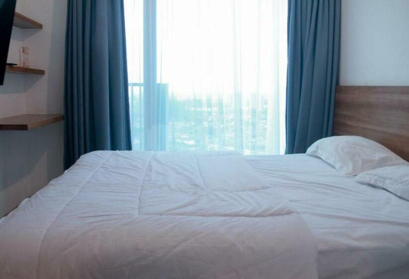 בית מלון כפרי Redliving Apartemen Treeparkcity   My Rooms Tower Alpine