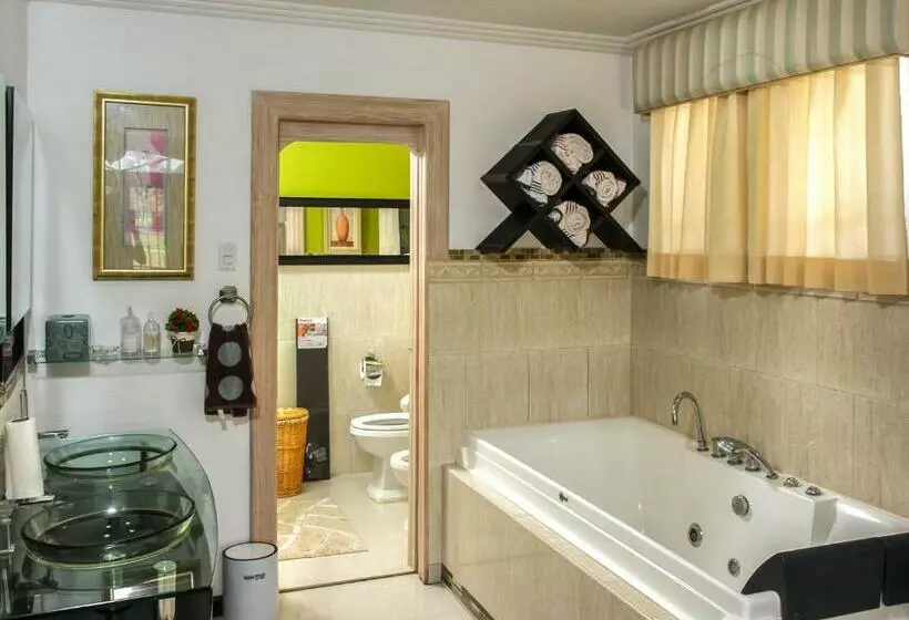 پانسیون Room In Guest Room   Zenbreak Bliss Tranquility