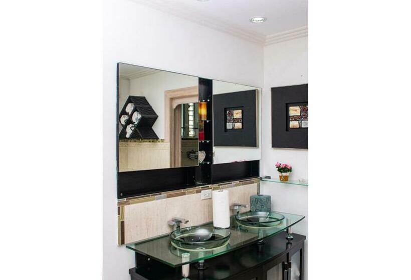 پانسیون Room In Guest Room Zenbreak Bliss Tranquility