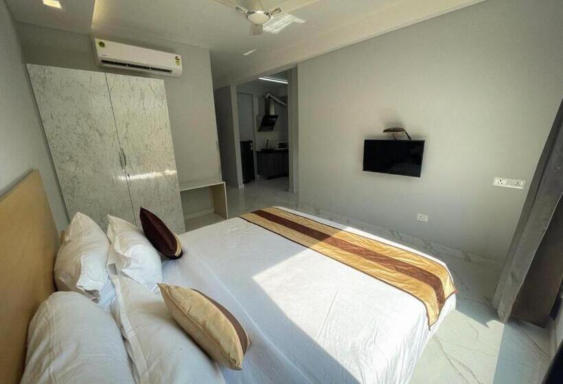 The Empire Villa,cyber City, Gurgaon