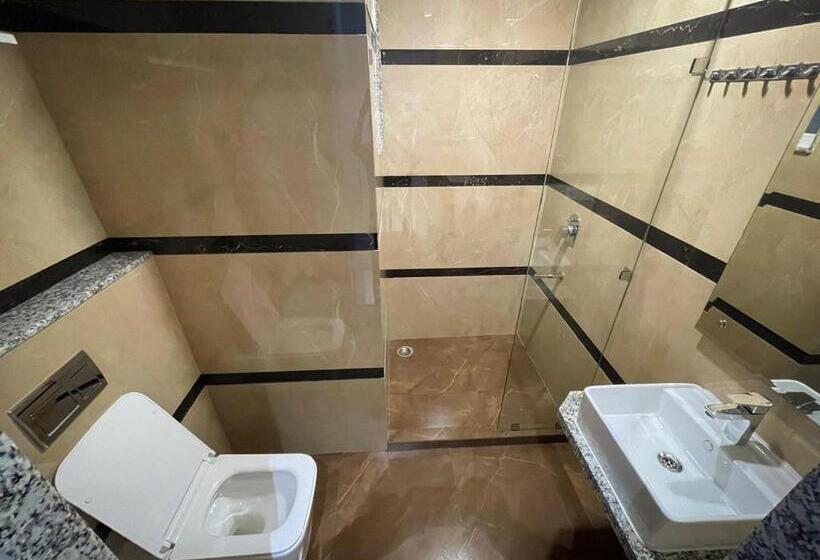 The Empire Villa,cyber City, Gurgaon