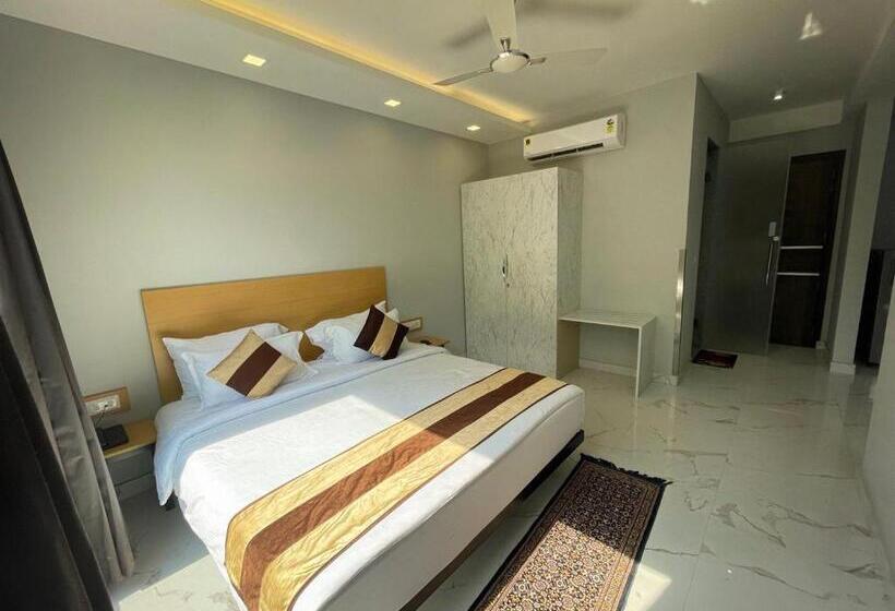 The Empire Villa,cyber City, Gurgaon