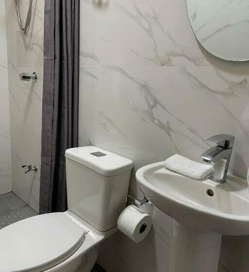 Airport Sjo Residence Edward & Familia Inn