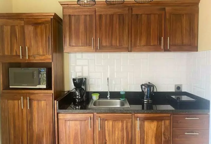 Airport Sjo Residence   Edward & Familia Inn