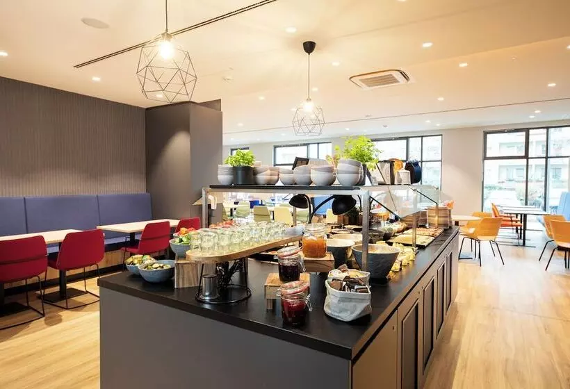 Loginn Hotel Berlin Airport