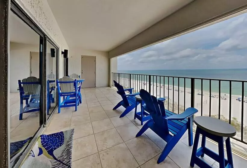 Shipwatch Surf & Yacht By Southern Vacation Rentals