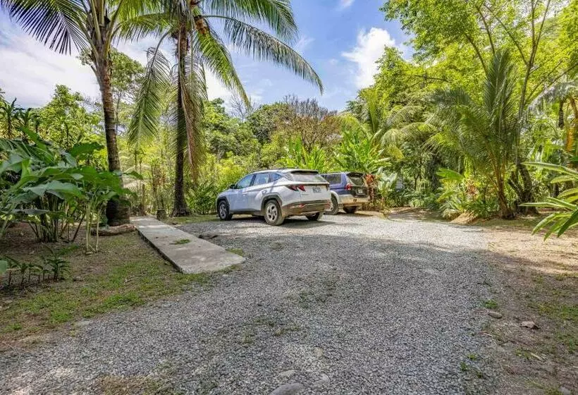 هاستل Uvita River Guesthouse
