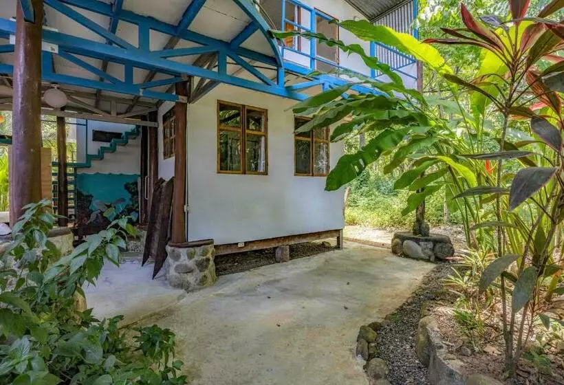 هاستل Uvita River Guesthouse