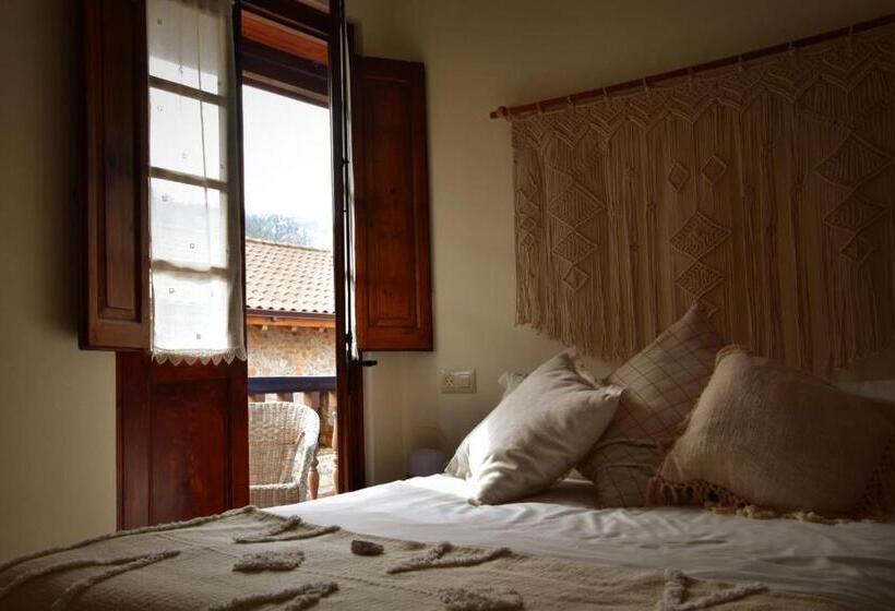 مبيت وإفطار Casa Rural Casa Selmo