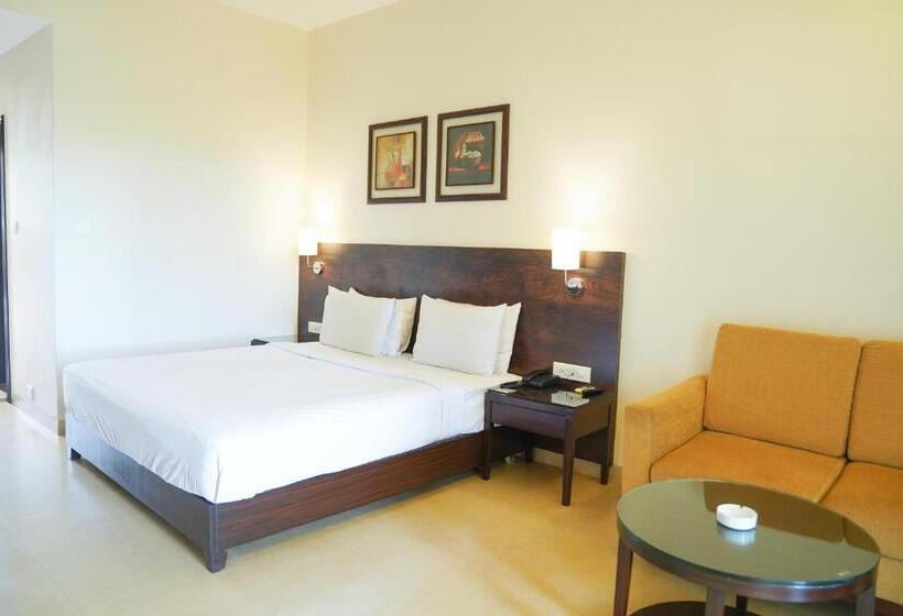 Greenleaf The Resort & Spa, Ganpatipule