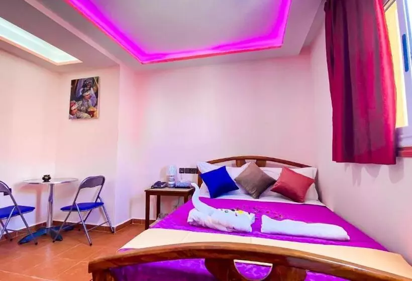 هتل El Marsa La Playa