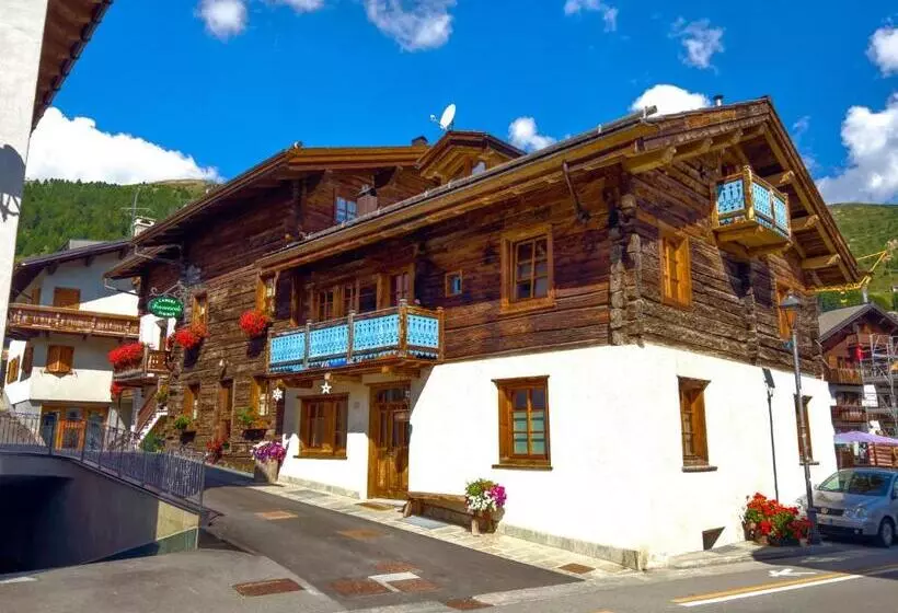 Hotelli Garni Francescato