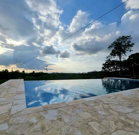 Hotelli Mocana Bio