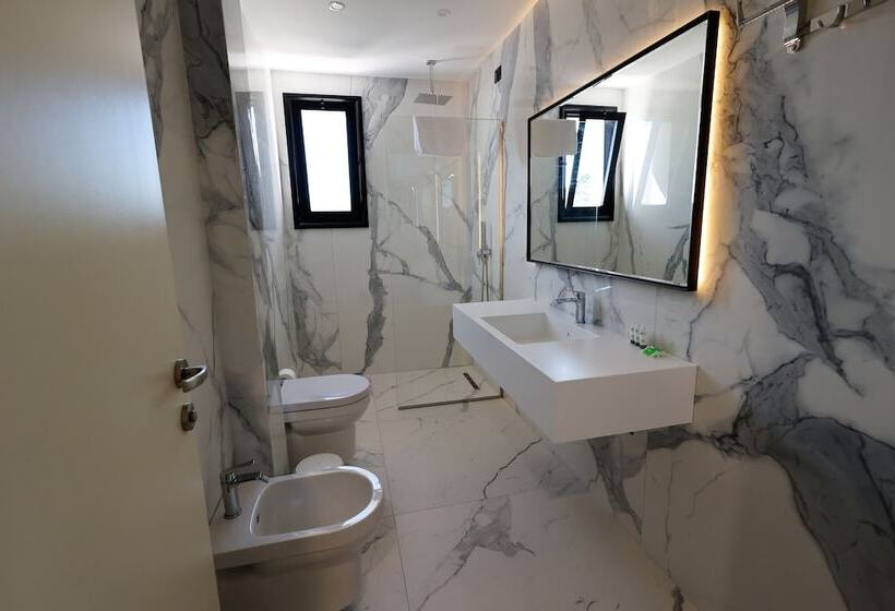 هتل Valza Boutique