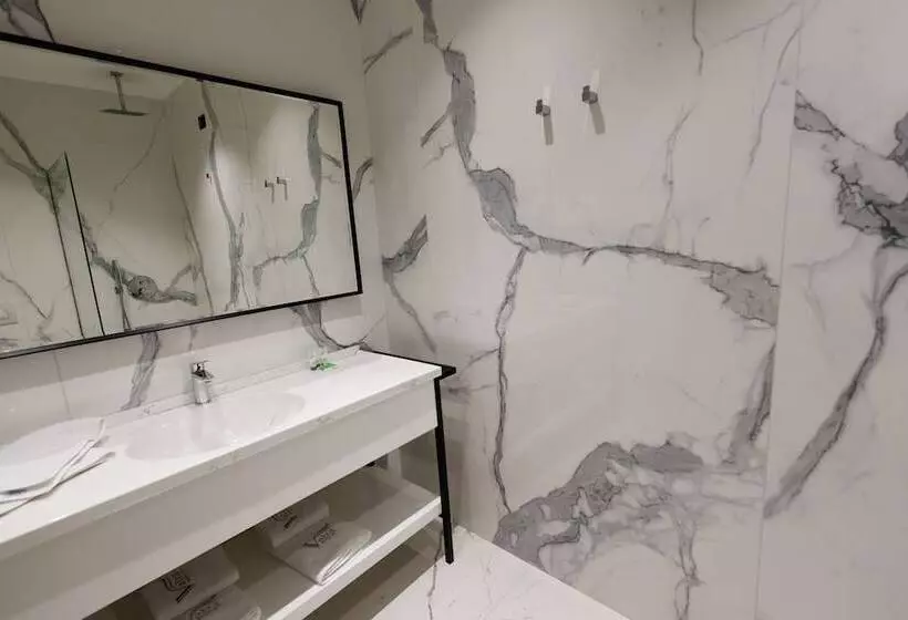 هتل Valza Boutique