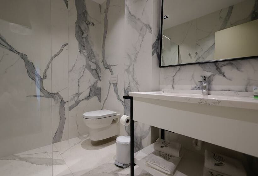 هتل Valza Boutique