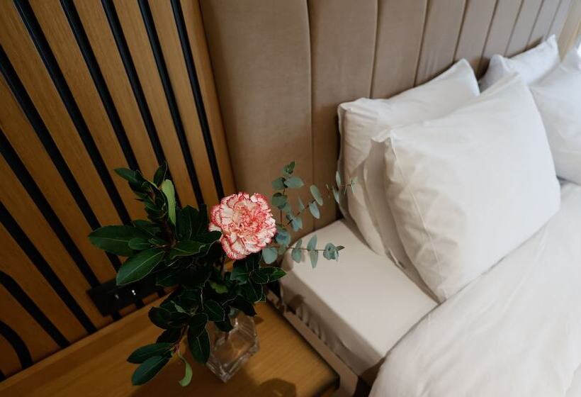 هتل Valza Boutique