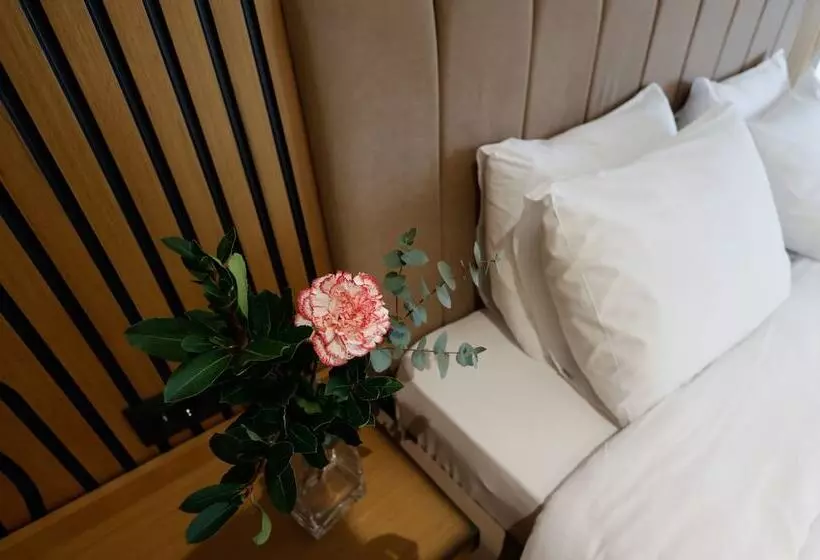 هتل Valza Boutique