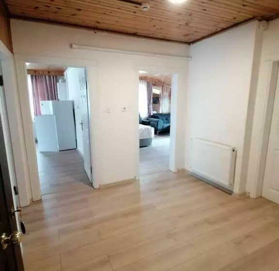 Majestic Suites