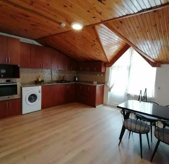 Majestic Suites