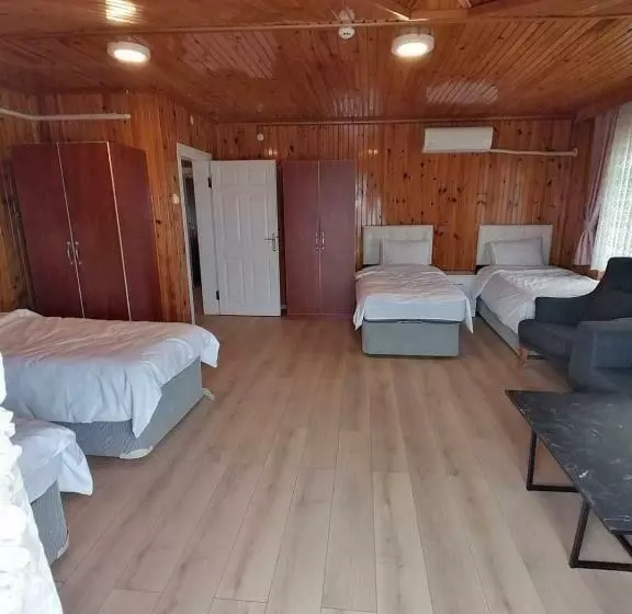 Majestic Suites