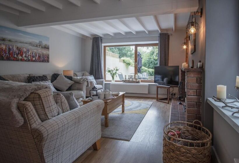 Wern Y Glais 2 Bedroom Cottage Glais