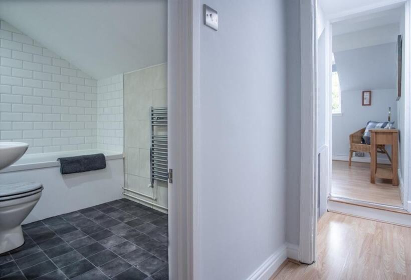 Wern Y Glais 2 Bedroom Cottage Glais