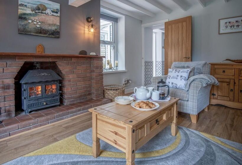 Wern Y Glais 2 Bedroom Cottage Glais