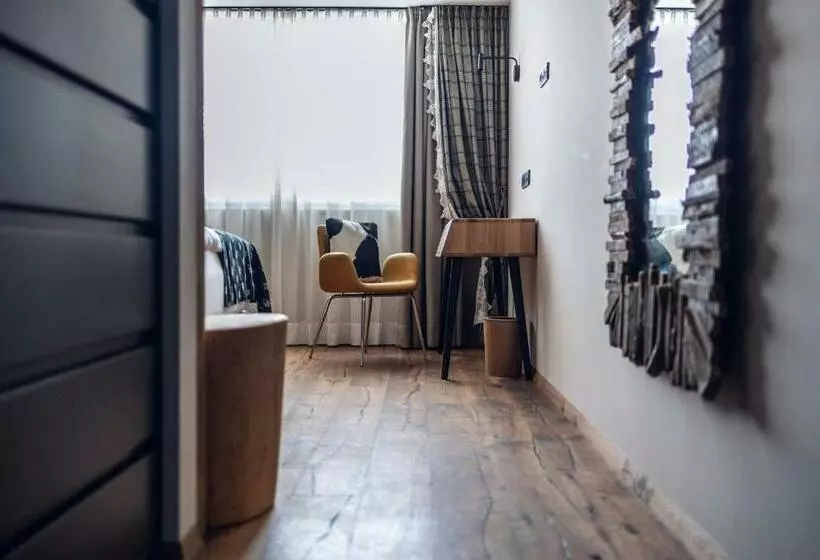 تختخواب و صبحانه Loom