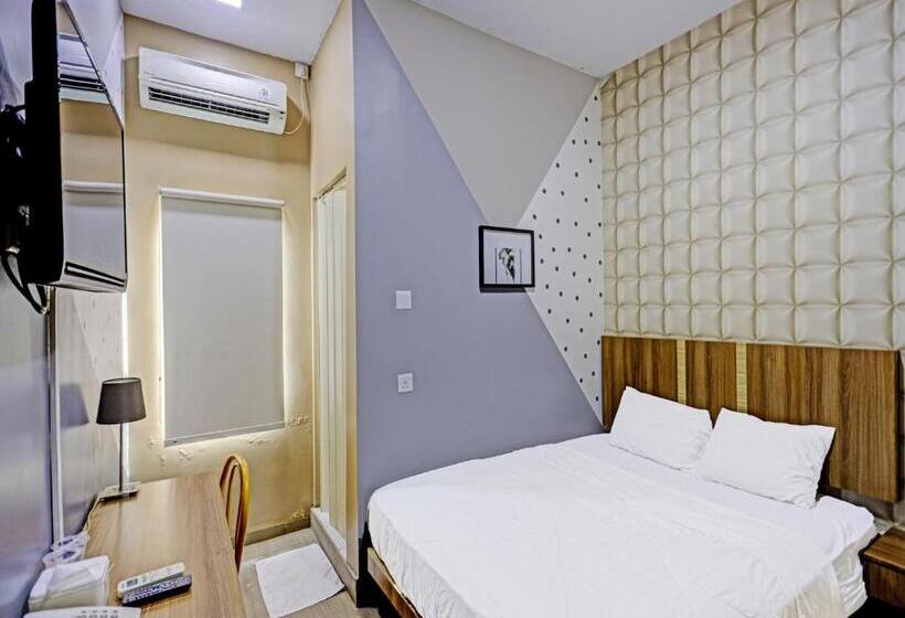 Hotel Collection O 91533 Get Inn