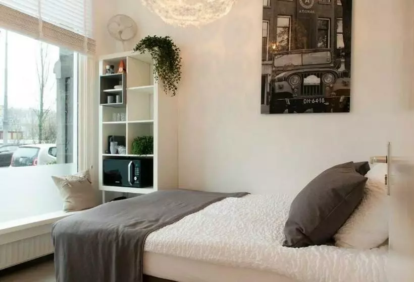 پانسیون Lovely Small Apartment In  De Pijp