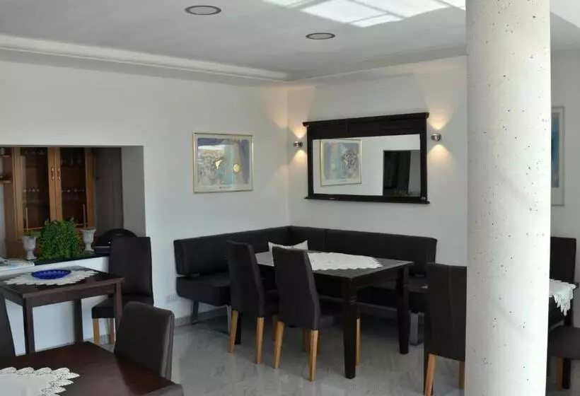 Aparthotel Claudia