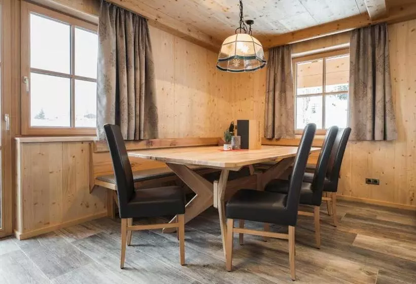 ベッドアンドブレックファースト Pension Unterhof