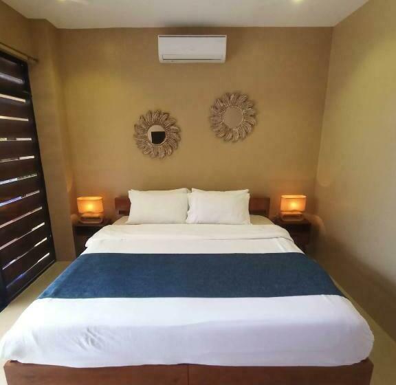 Southseas Beach Resort And Dive Center