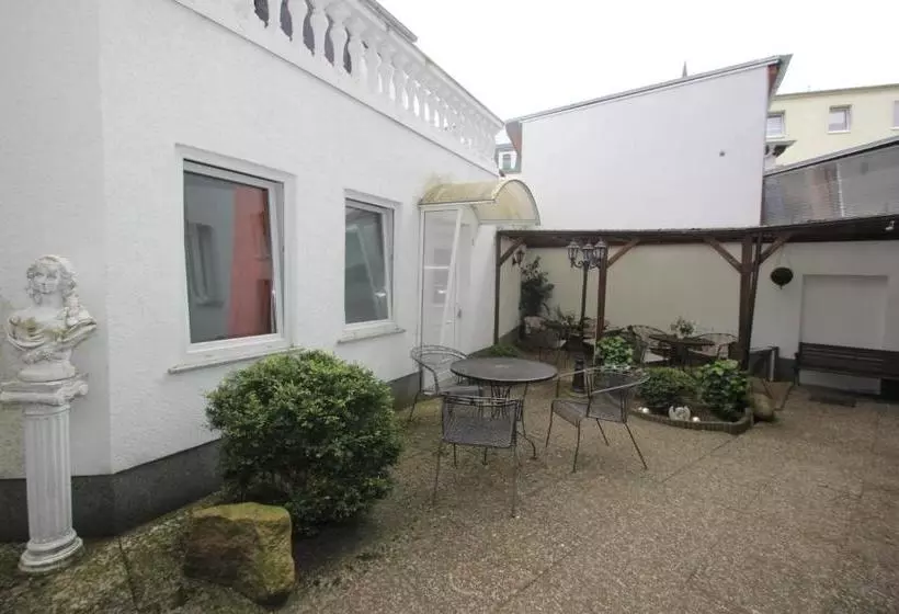 Bed and Breakfast Pension Ikar